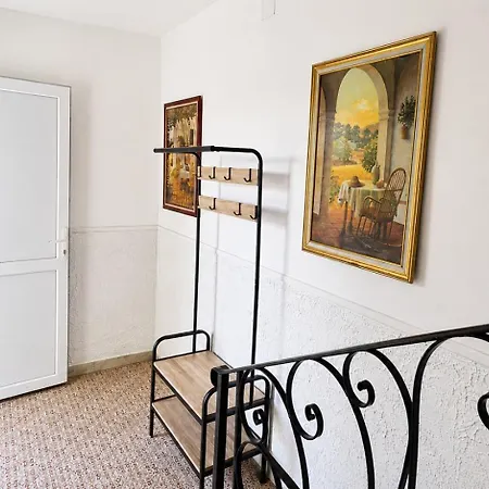 Beau T5 Le San Damianu Apartment
